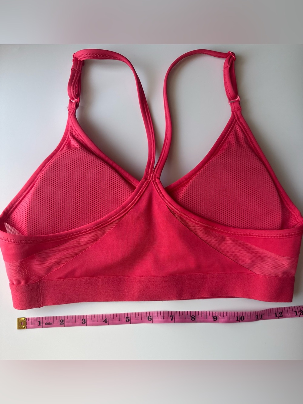 Nike dry fit Women’s Seamless Sports Bralette - Hot Pink size M